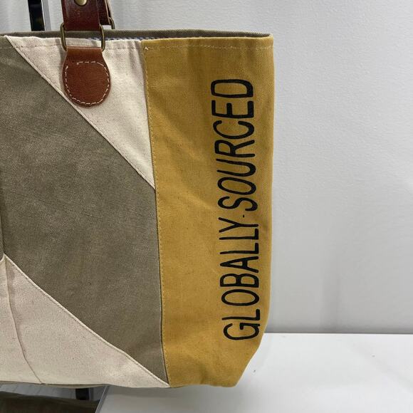 Crosstree Lane K&K Product of the Heart Globally Sourced Canvas Tote Bag Leather - Picture 5 of 9